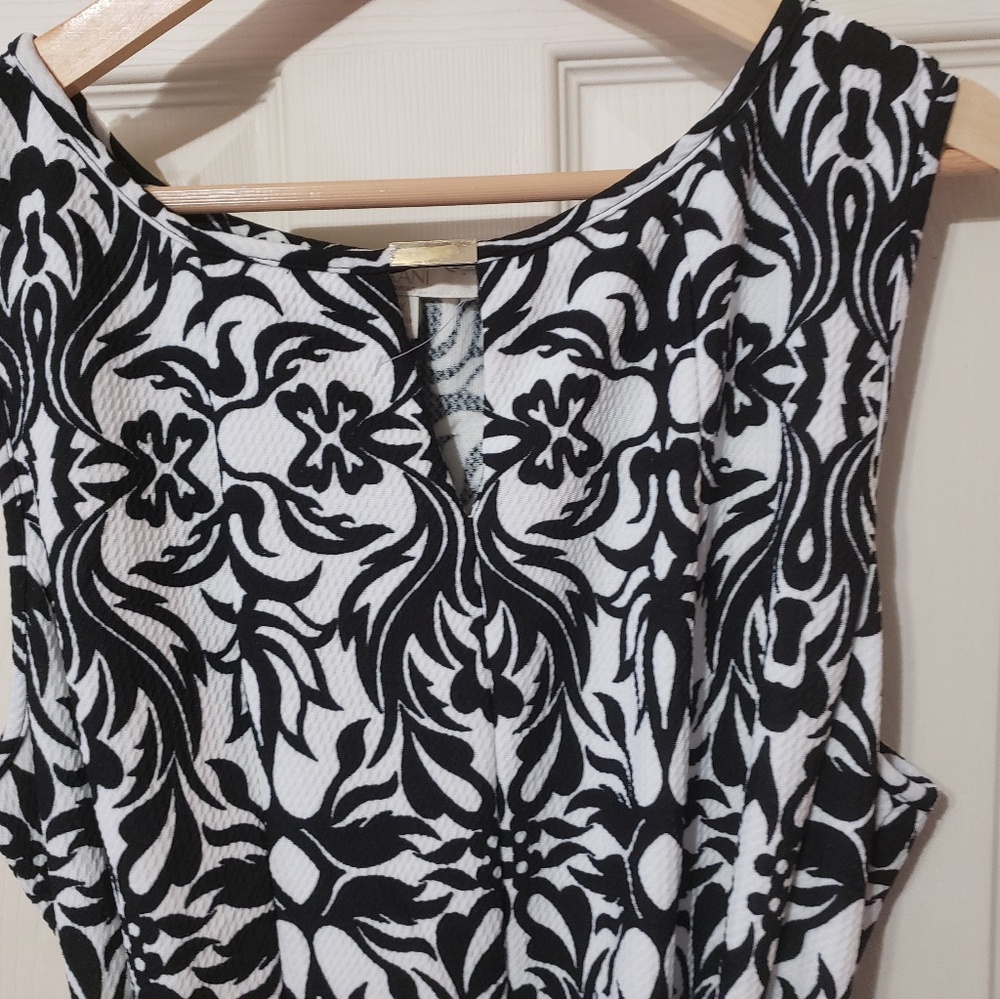 Black and white dress with blue trim